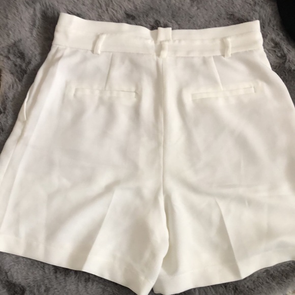 NWOT RW& Co | High Waisted Pleated Dress Shorts - Picture 4 of 6